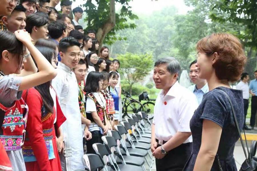 http://news.xjtu.edu.cn/_mediafile/news/2019/07/19/2lqrgc22sy.jpg